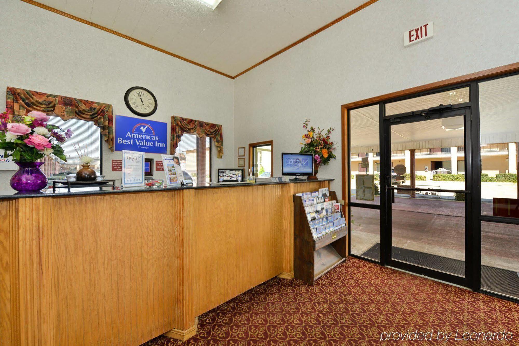 Americas Best Value Inn - Brookhaven Exterior photo