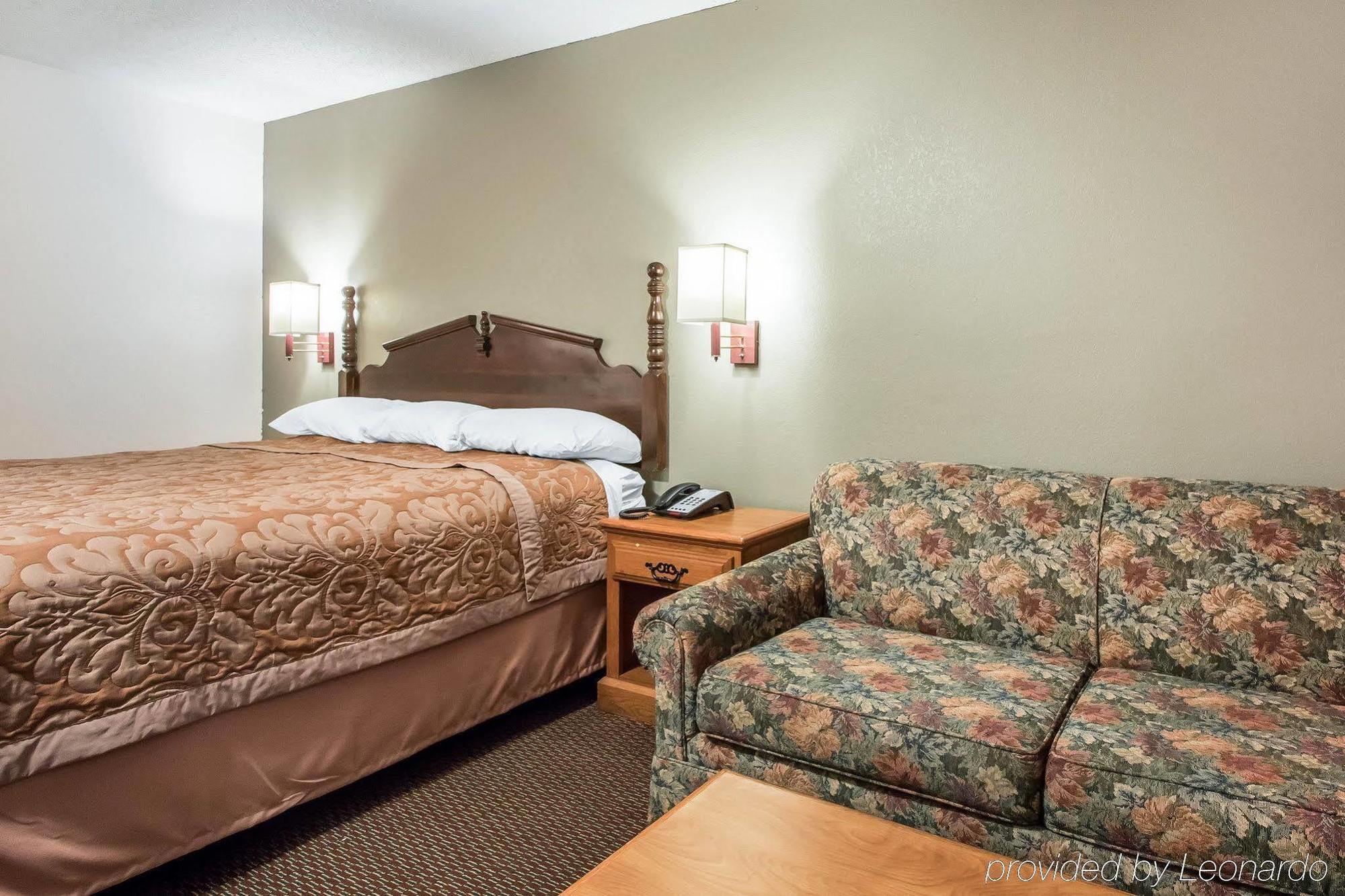 Americas Best Value Inn - Brookhaven Exterior photo